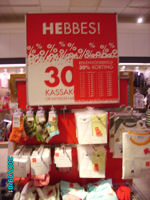 Inrichting schappen van de Hema